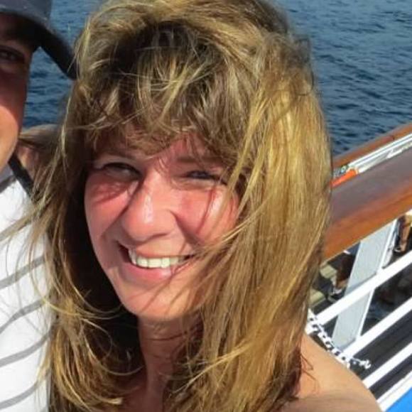 Meet your Posher, Tracey - Picture 2 of 3